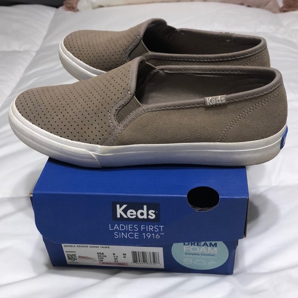 keds double decker slip on taupe